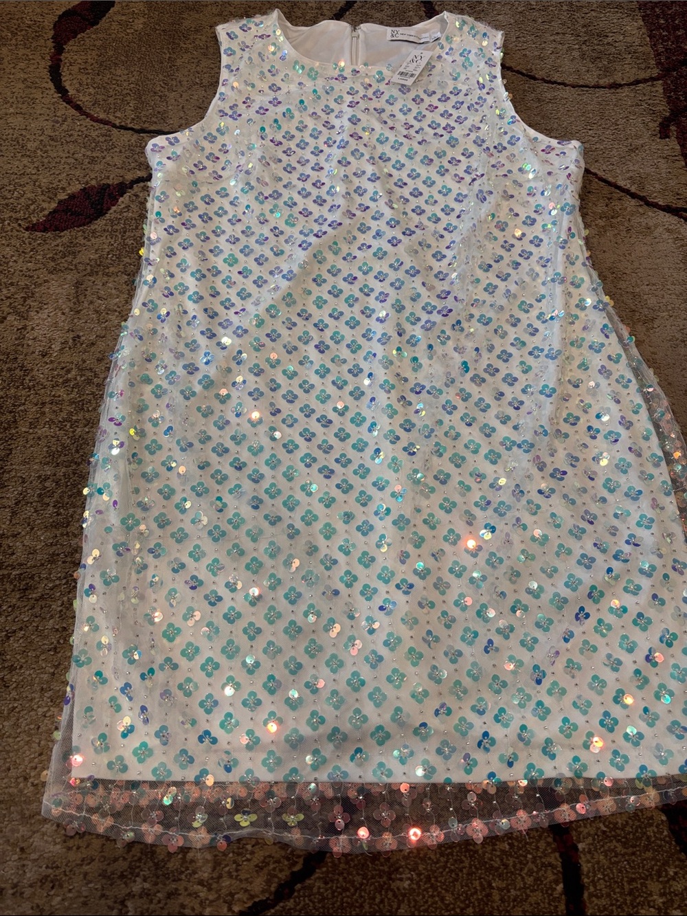 New York & Company White Top with Aqua Iridescent Floral Sequins - Picture 4 of 5